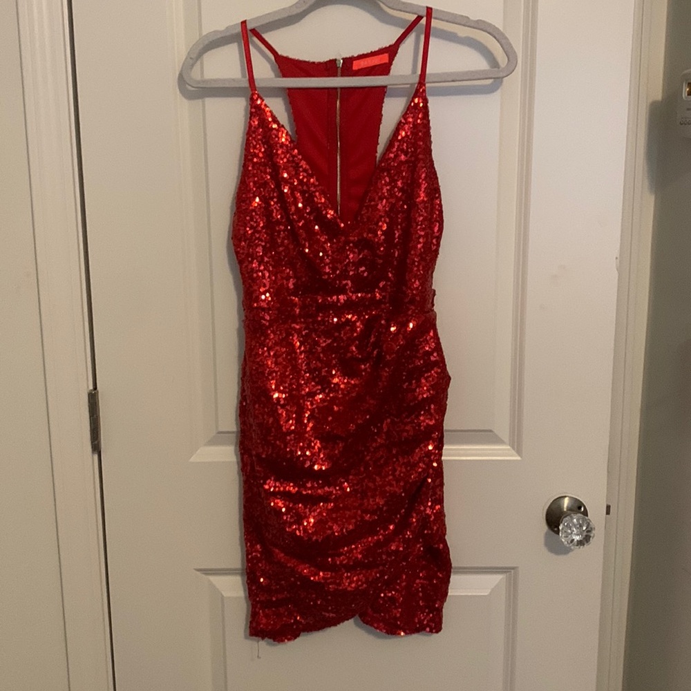 Red sequin mini -not fashion nova. Listed for exposure